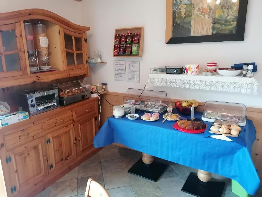 B&B Ledro Affittacamere Меццолаго Экстерьер фото