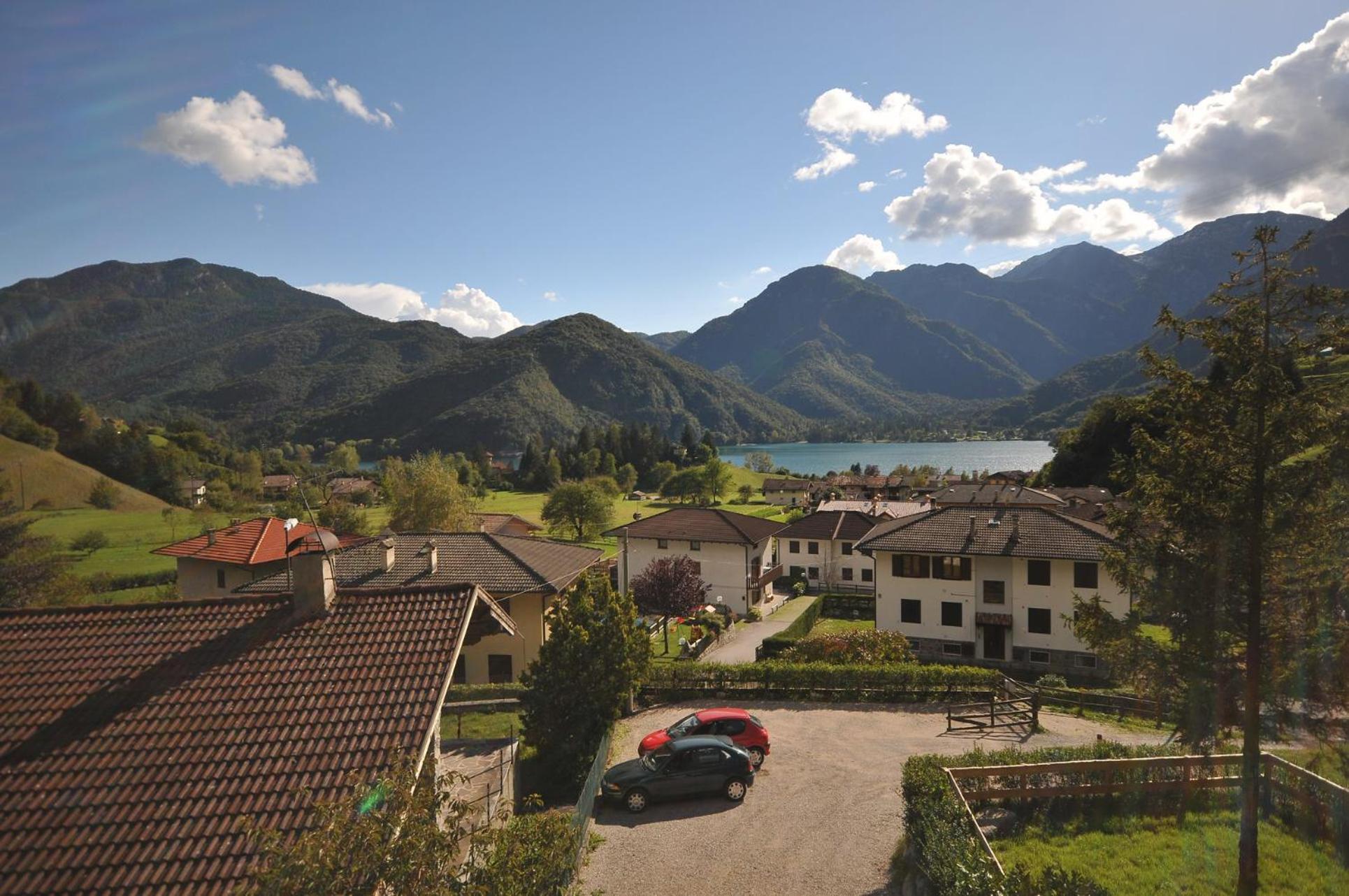 B&B Ledro Affittacamere Меццолаго Экстерьер фото