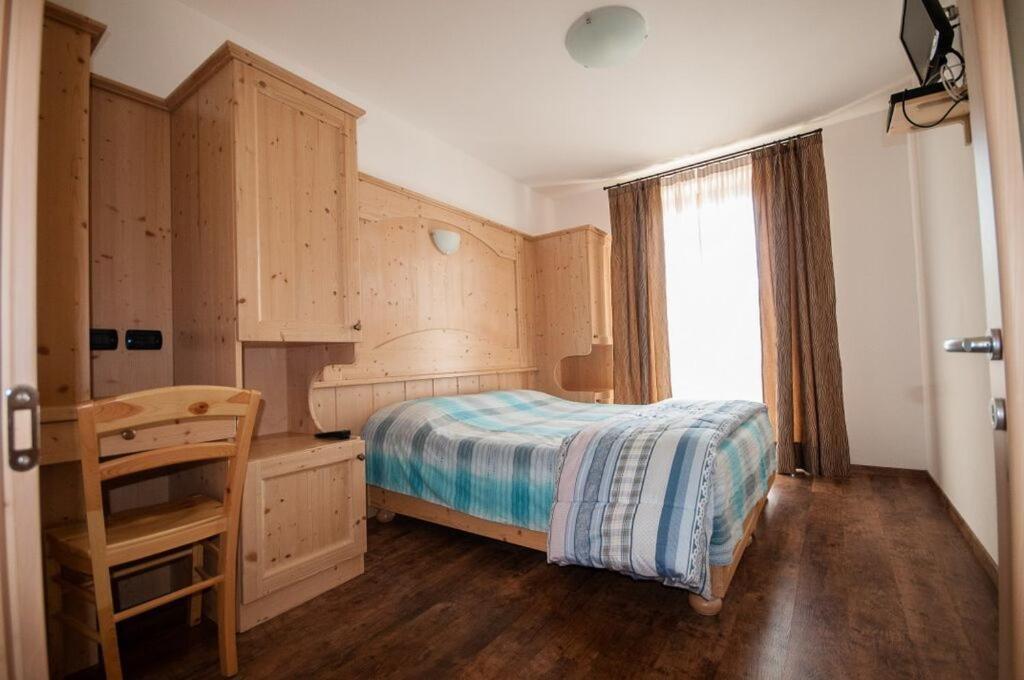B&B Ledro Affittacamere Меццолаго Номер фото