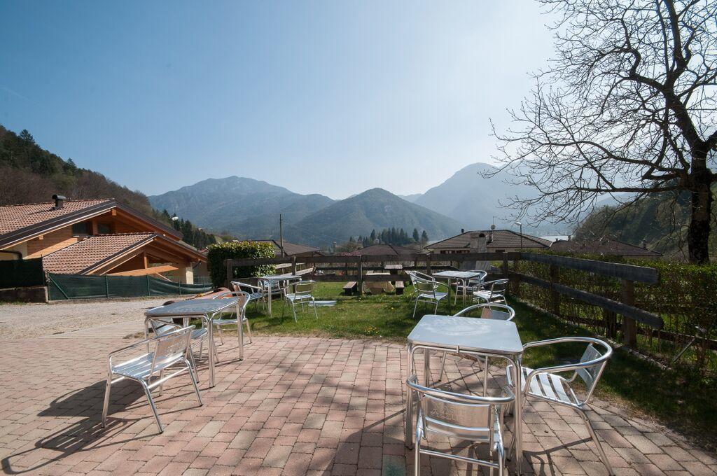 B&B Ledro Affittacamere Меццолаго Экстерьер фото